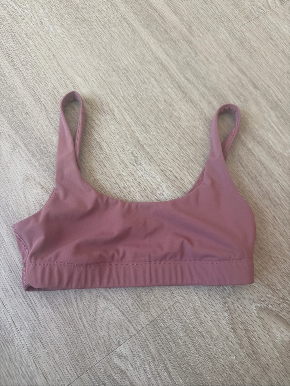 VUORI Daily Scoop sports bra size XS